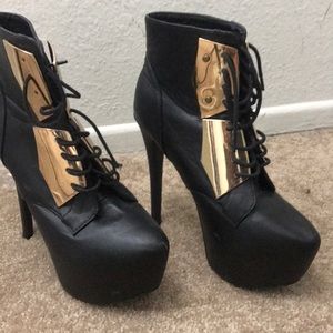 Steve Madden Booties